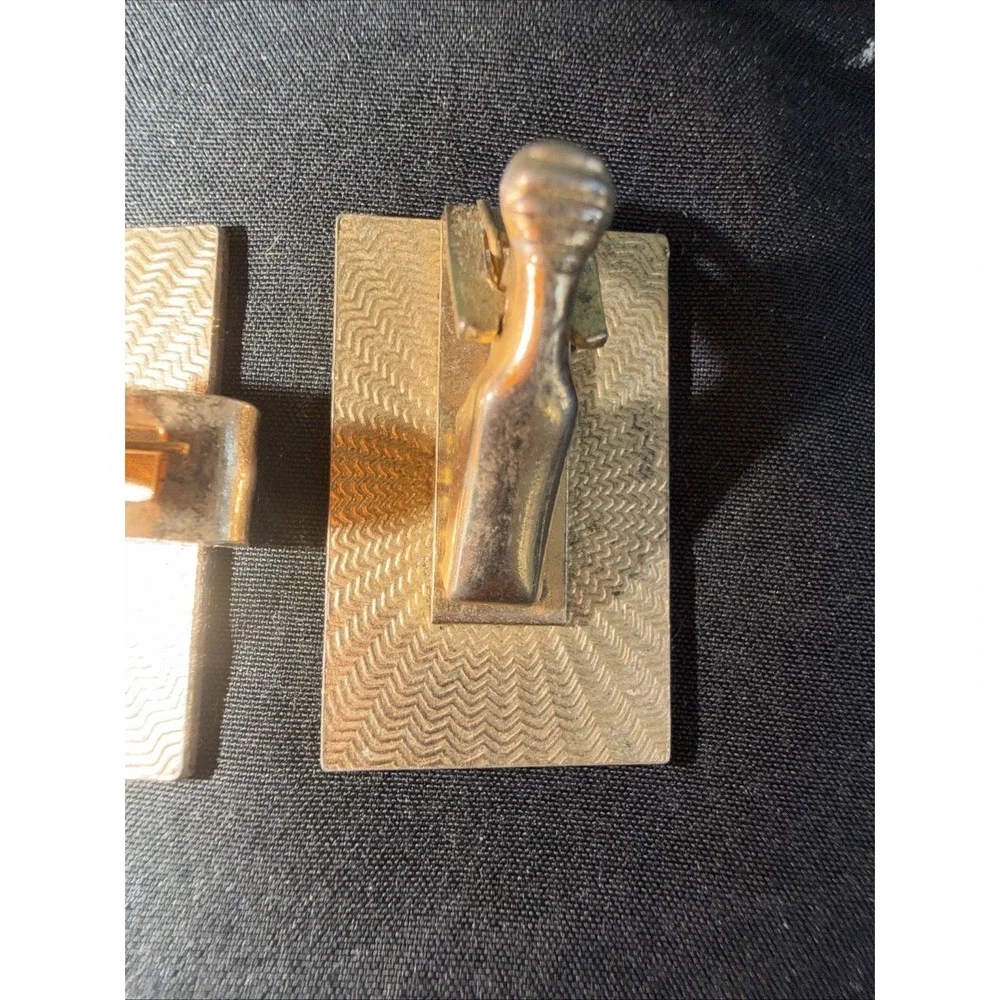 (2) Vintage Hialeah Park Horse Racing Tie Clips FNV7X 7th Race Win 7 July 1977